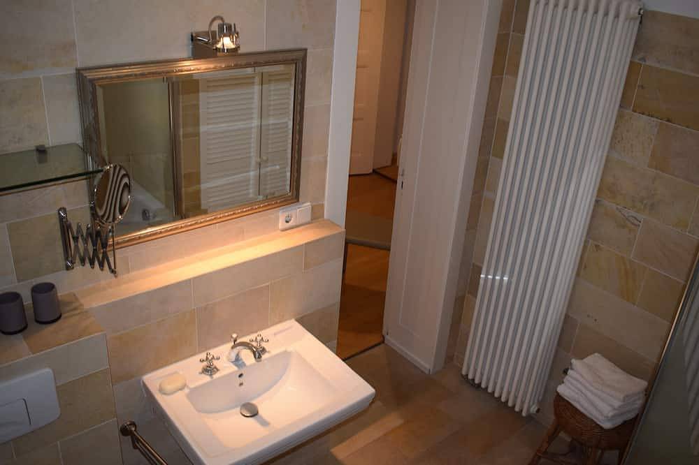 Ganze Wohnung, Ferienwohnung Lotus **** in Brandenburg an der Havel