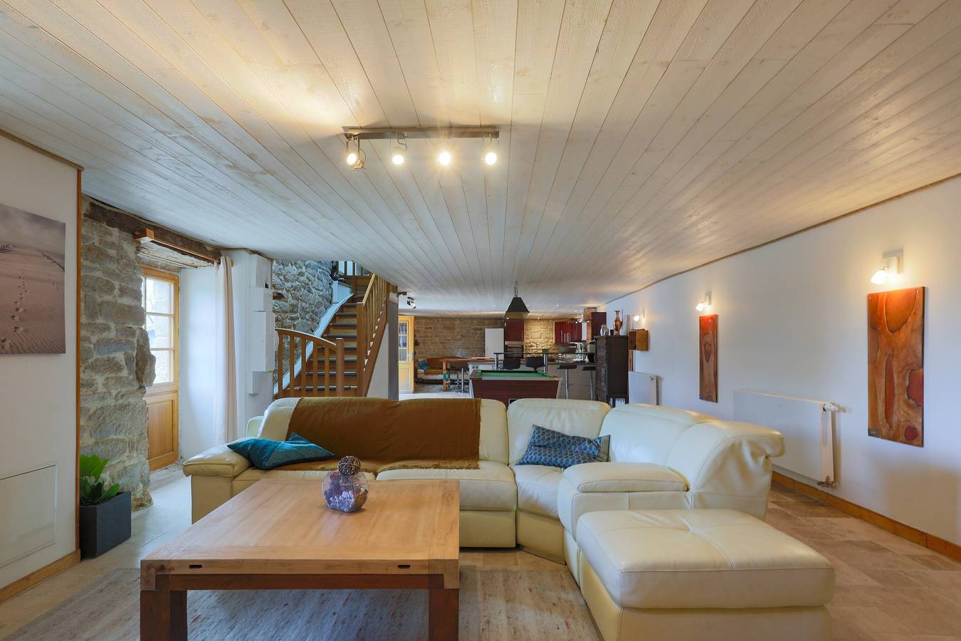 Villa "Gite Relax a la Campagne" with Private Terrace & Wi-Fi in Guern, Pontivy region