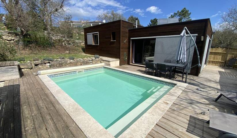 Casa de vacaciones para 4 personas, con jardín además de piscina y vistas, Se admiten mascotas - 1