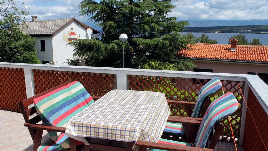 Ferienwohnung für 5 Personen, mit Terrasse