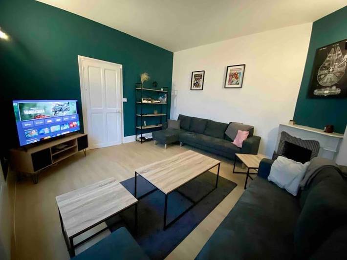 Location de vacances pour 10 personnes, avec jardin, animaux acceptés à Saint-Florentin