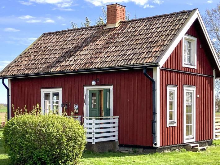 Ferienhaus für 2 Personen, mit Balkon und Garten in Ödeshög