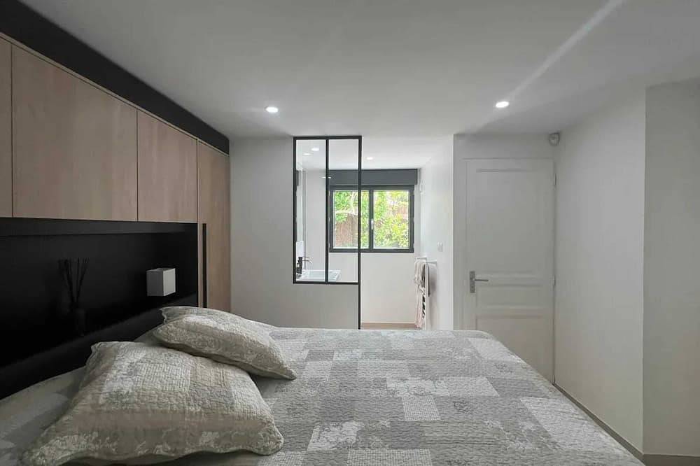 Entire apartment, Homerez - Apartment Mouans-Sartoux in Mouans-Sartoux, Cannes region