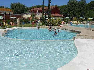 Camping für 4 Personen, mit Kinderpool in Italienische Riviera