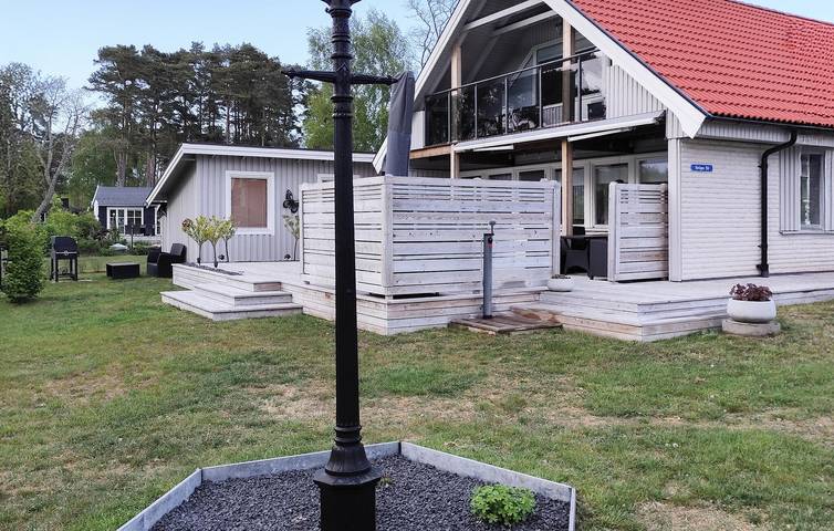 Hus för 12 Personer med trädgård in Svenska Östersjön