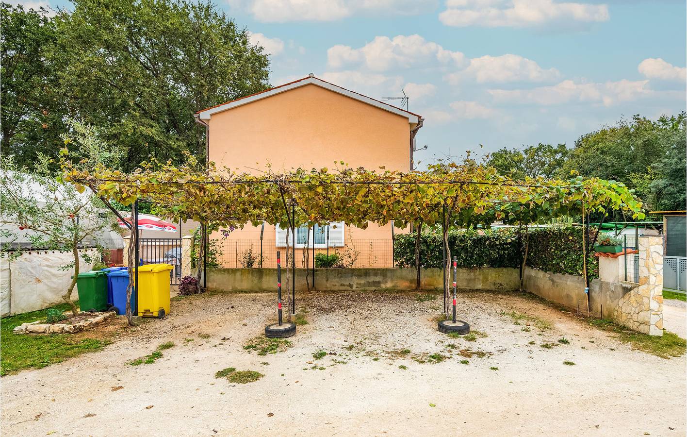 Apartamento vacacional entero, Apartamento de vacaciones para 2 personas con terraza in Banjole, Costa sur de Istria