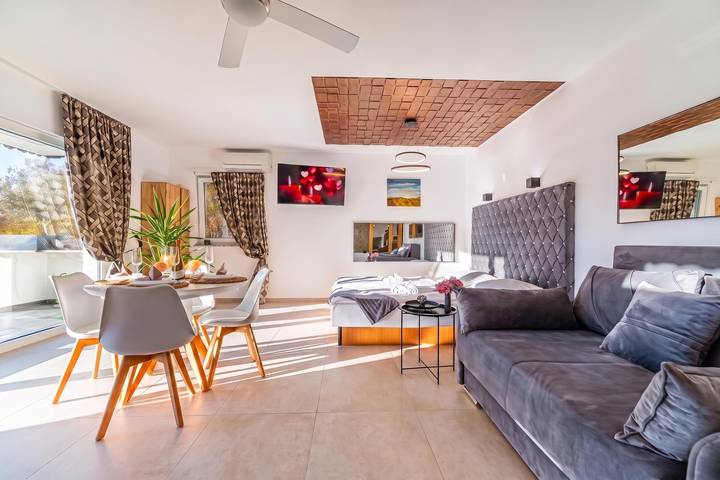 Wellness Paradise House Tim in Treffen, Slowenien