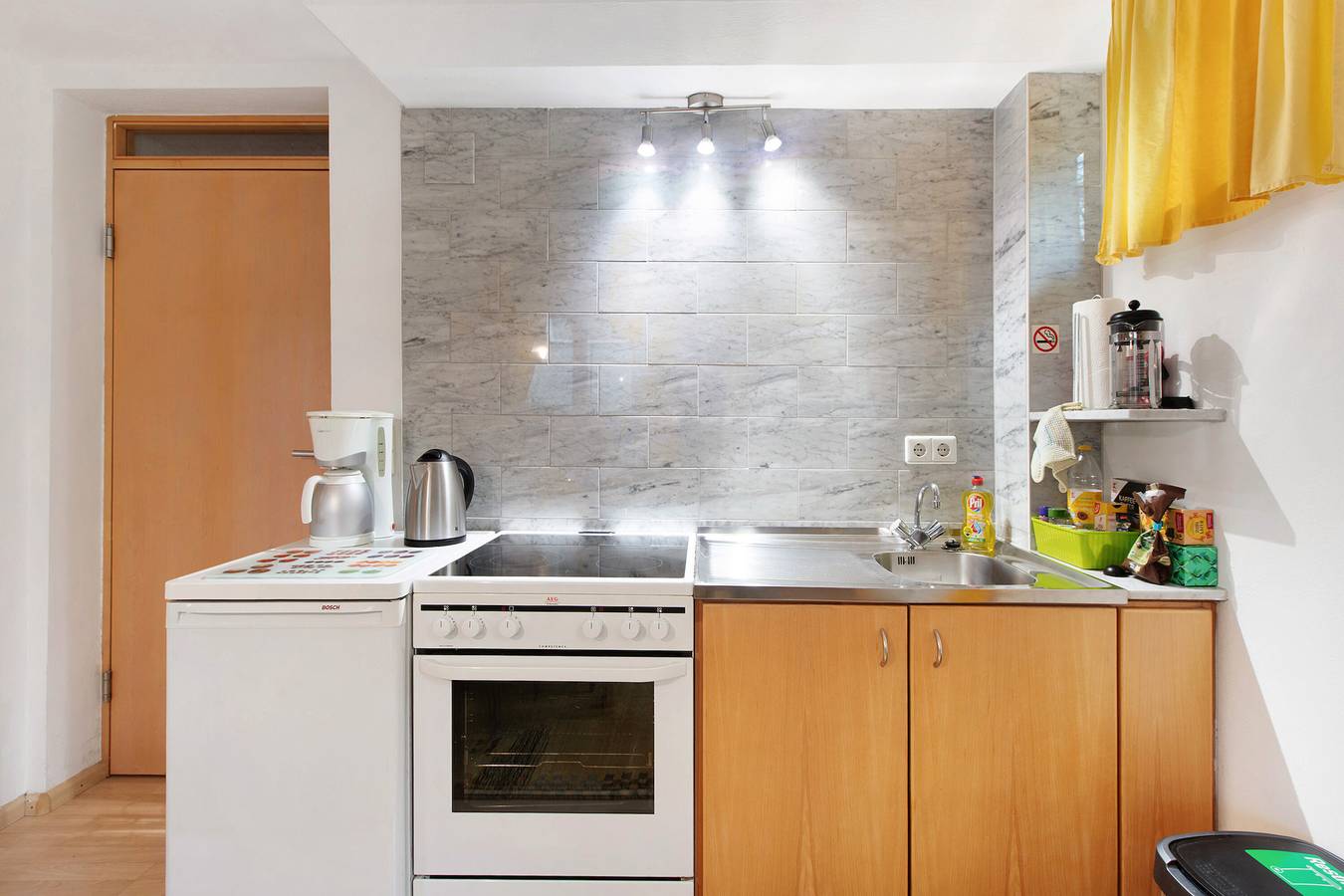 Apartamento entero, Apartamento 'Haus Am Apfelbaum' con Jardín Compartido y Wi-Fi in Bad Säckingen, Bosque Negro sur