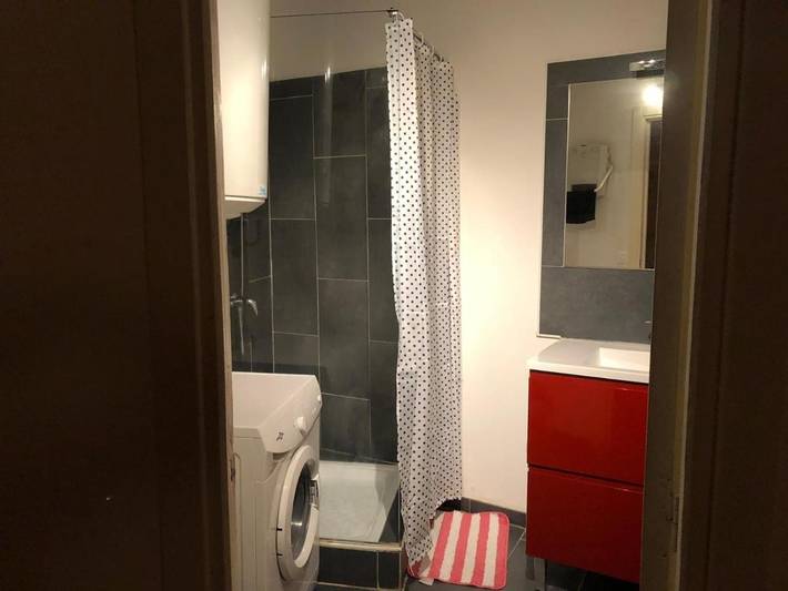 Gîte pour 5 personnes, avec terrasse dans Arenes D Arles - 4