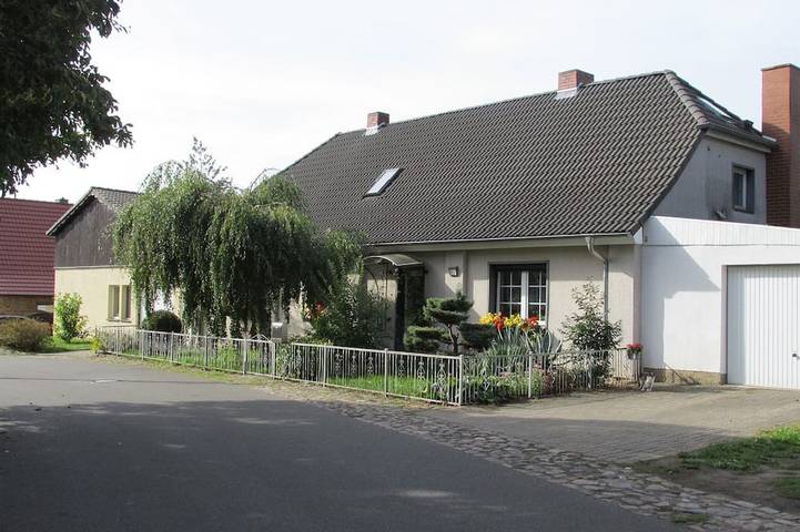 Ferienhaus für 4 Personen, mit Terrasse und Garten in Bützow-Land