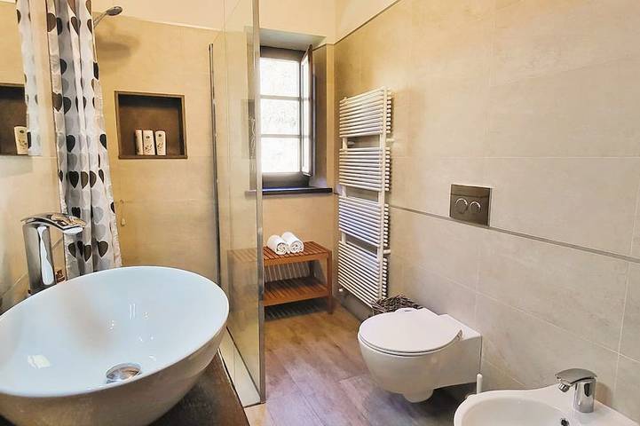 Renovierte Farmhaus, privater Pool,Tauchbecken,Bad im Fluss!Zu Fuß zur Pizzeria. in Fosciandora, Garfagnana