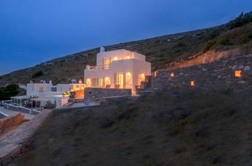 Villa for 8 People in Paros, Paros Regional Unit, Photo 2