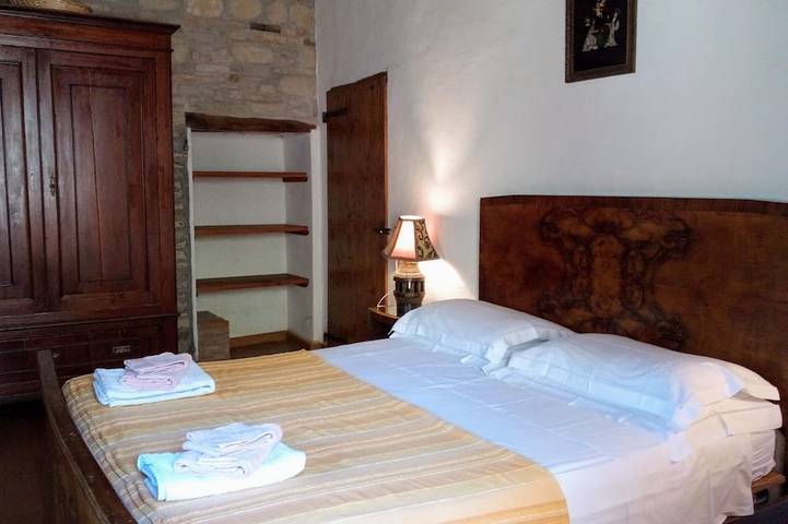 Casa di campagna con vista sulle colline, a pochi km dal mare Adriatico in Mombaroccio, Valle del Metauro
