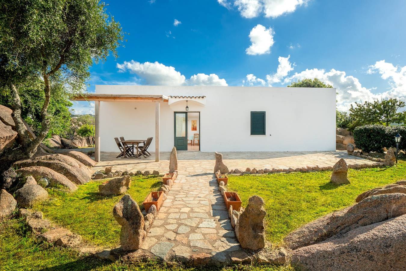 Casa accogliente a Cannigione con terrazza e vista sulle montagne in Arzachena, Costa Smeralda