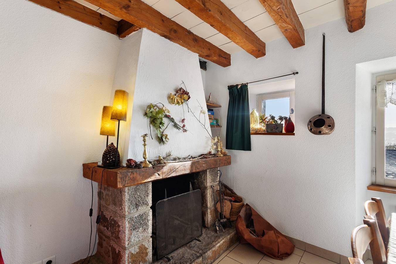 Appartement entier, Appartement 'Gîte Camporells' avec vue sur les montagnes, jardin partagé et Wi-Fi in Dorres, Parc naturel régional des Pyrénées catalanes