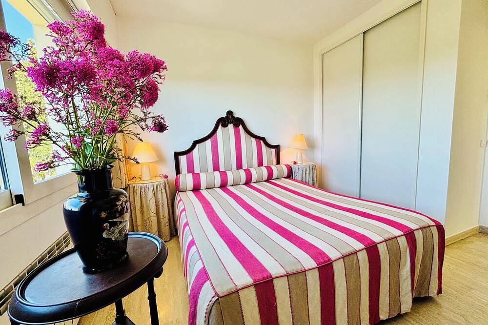 Ganze Wohnung, Wohnung mit 2 Terrassen, unglaublicher Meerblick im privaten Bereich in Villefranche-sur-Mer, Mittelmeerküste (Frankreich)