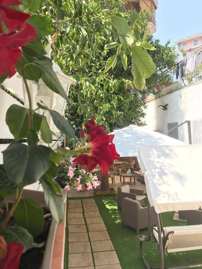 Double or Twin Room with Private Bathroom in Castellammare di Stabia, Sorrento Coast