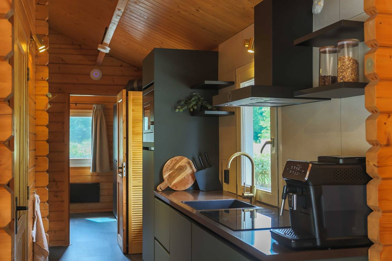 Chalet mit skandinavischem Flair für 4 Personen in der Natur von Groningen in Haren, Groningen und Umgebung