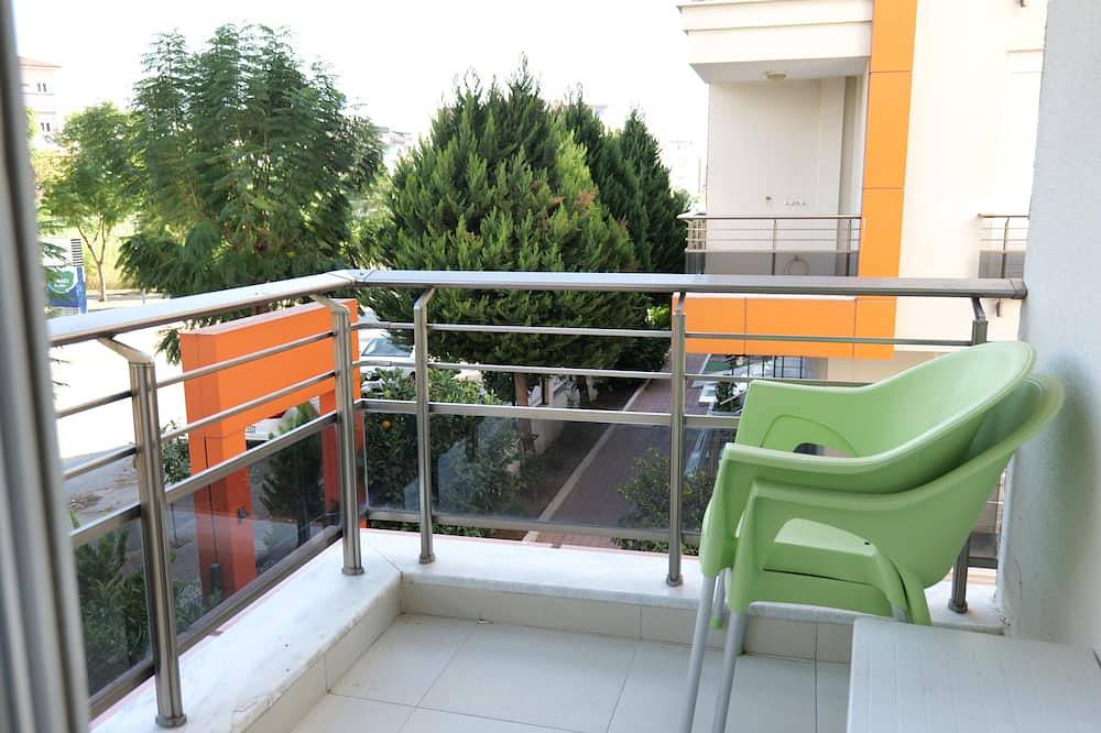 Entire apartment, Fantastic vacation apartments near Konyaaltı beach, Antalya city center (B-4) in Antalya, Antalya Province
