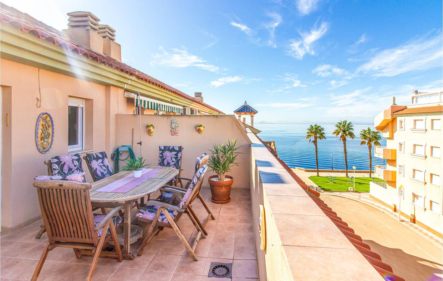 Entire holiday apartment, Sea View Apartment with Pool, Terrace & AC in Los Miradores del Puerto, San Javier