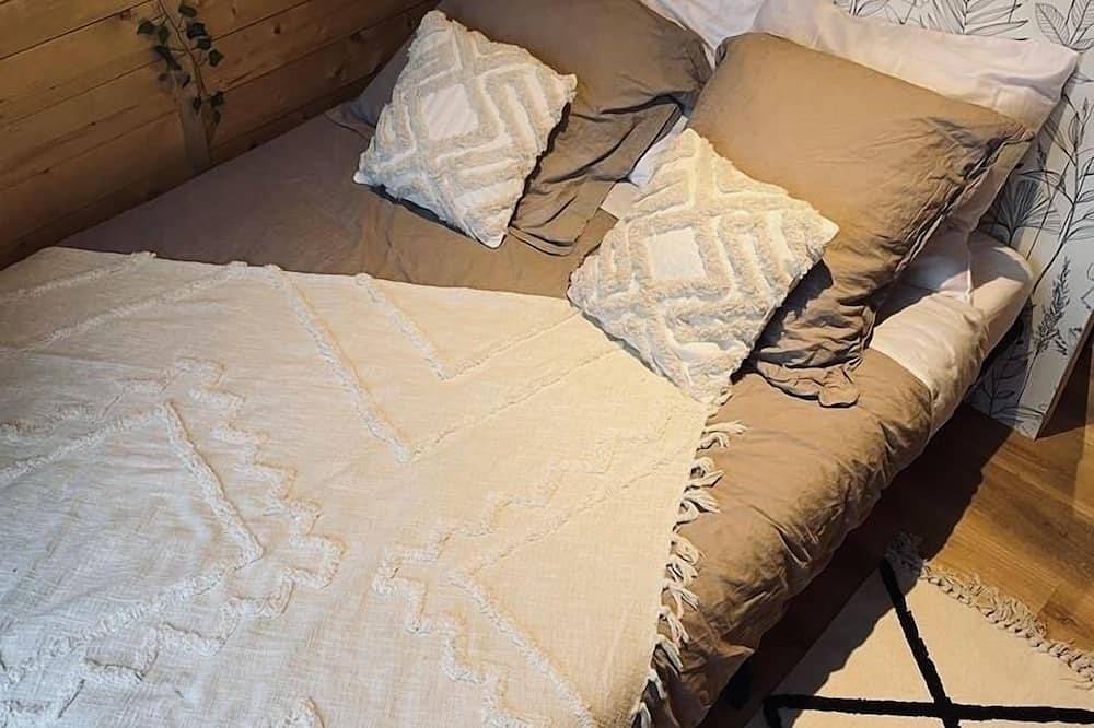 Logement insolite : la Ruche Verte in Monts-sur-Guesnes, Vienne (France)