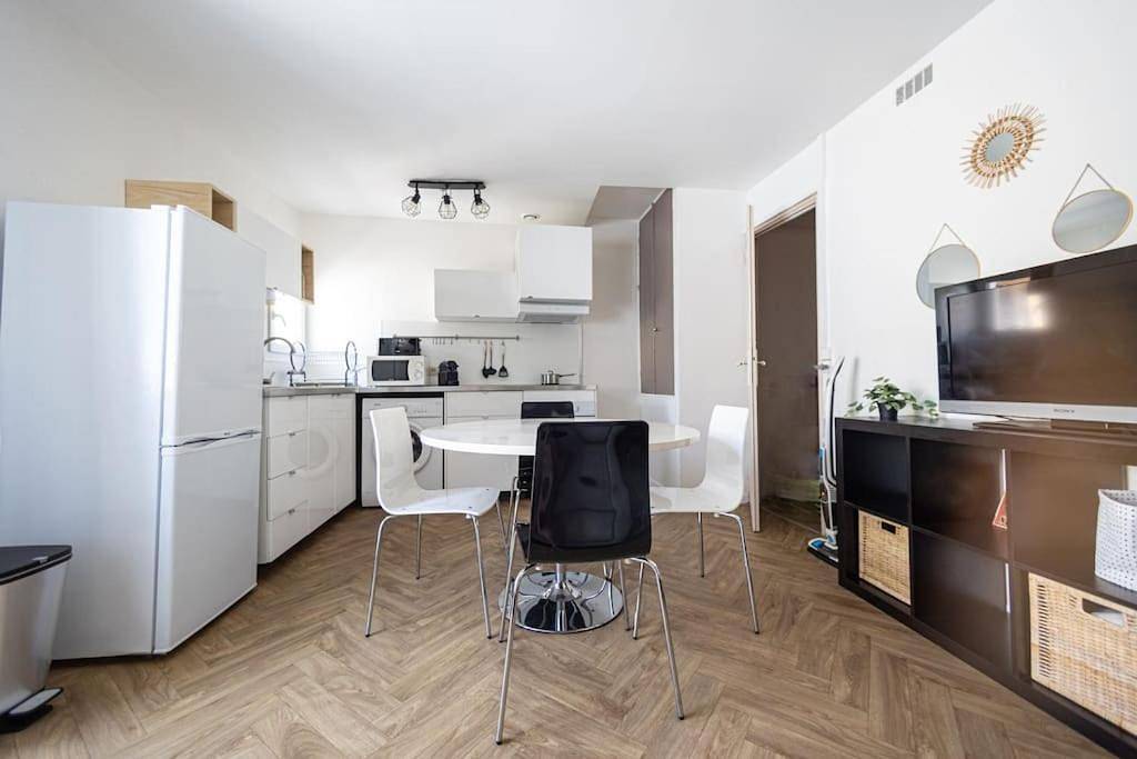 Appartement entier, Appartement T3 climatisé centre ville Pérols in Pérols, Côte méditerranéenne (France)