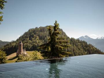 Hotel für 3 Personen, mit Balkon und Garten sowie Whirlpool in Hafling