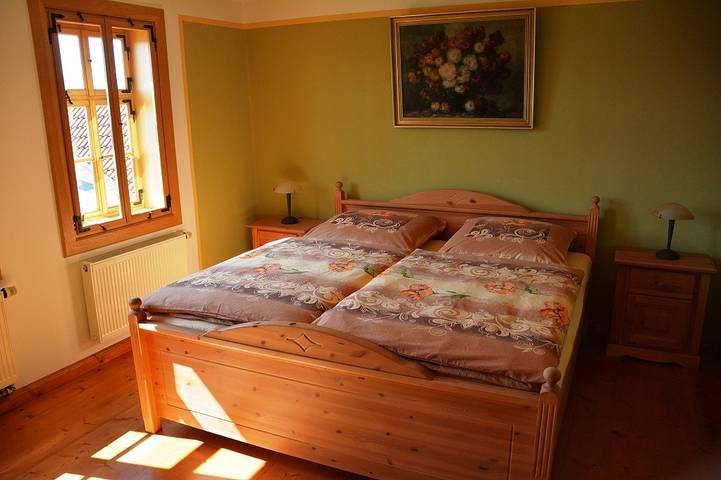 Ganze Ferienwohnung, Ferienhaus Rentsch - Ferienhaus mit zwei Räumen in Rudolstadt, Saaleland