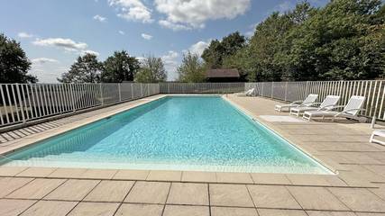 Gîte pour 4 Personnes dans Verneuil-sur-Vienne, Région de Limoges, Photo 2