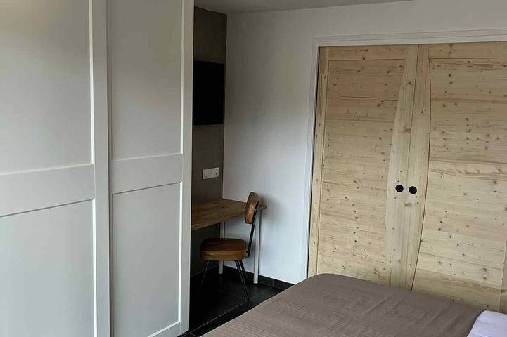 Gîte pour 4 personnes, avec jardin à Craponne - 3