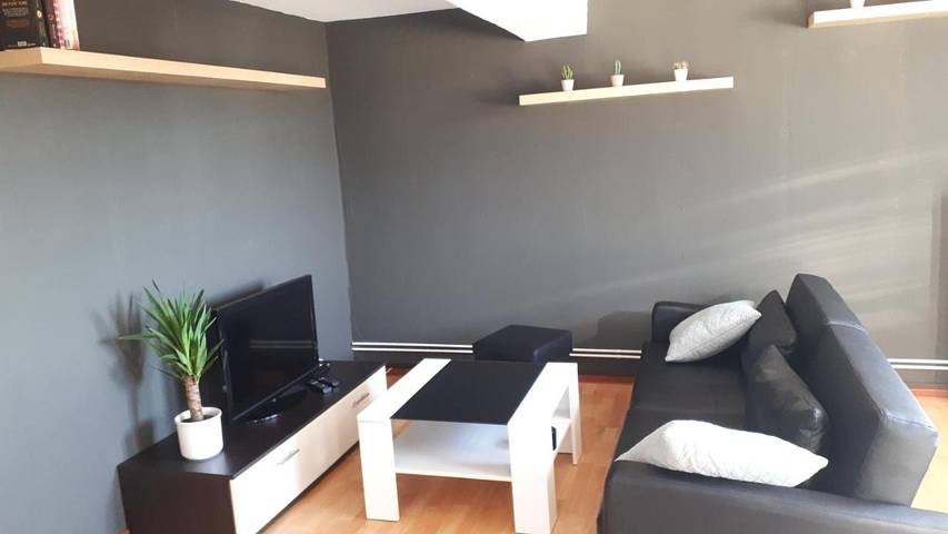 Ferienwohnung für 3 Personen, mit Ausblick in Melsungen