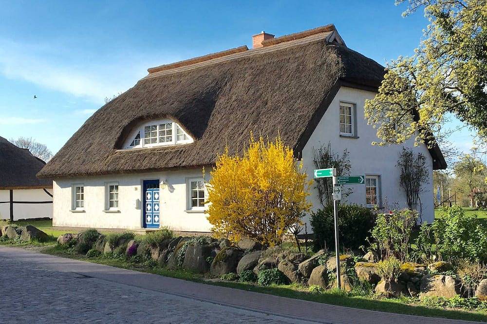 Haus Ketzenberg 1 Lütt Mööv - Wohnung (1) in Groß Zicker, Mönchgut