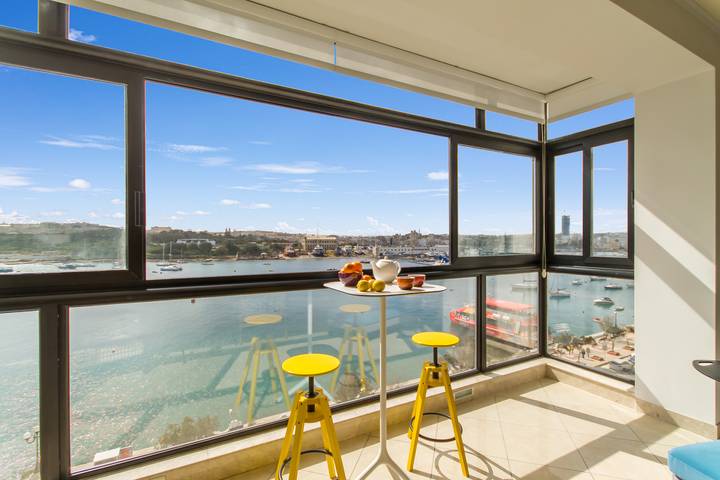 Apartment for 4 people, with ocean view, child-friendly in Malta
