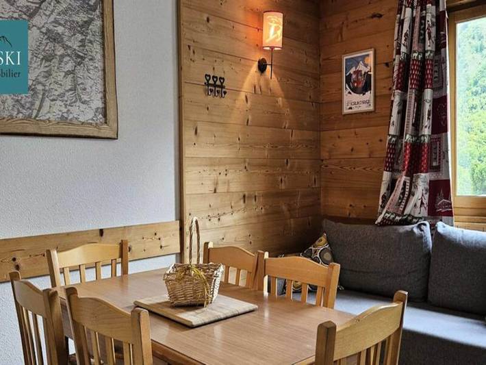 Gîte pour 6 personnes, avec balcon dans Office De Tourisme De Saint Sorlin D Arves - 3