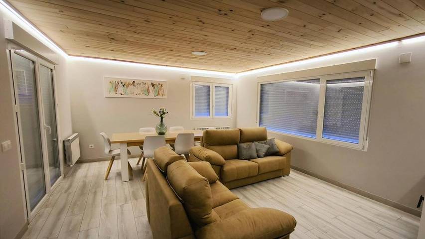 Apartamento de vacaciones para 7 personas, con terraza y vistas - 1