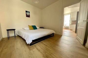 Appartement De Vacances pour 2 Personnes dans Laval, Mayenne, Photo 2