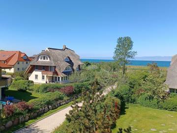 Ferienwohnung für 4 Personen, mit Balkon und Seeblick, kinderfreundlich in Wustrow