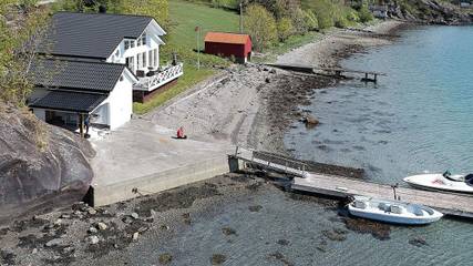 Ferienhaus für 6 Personen, mit Garten und Terrasse sowie Ausblick am Fjord (Norwegen)