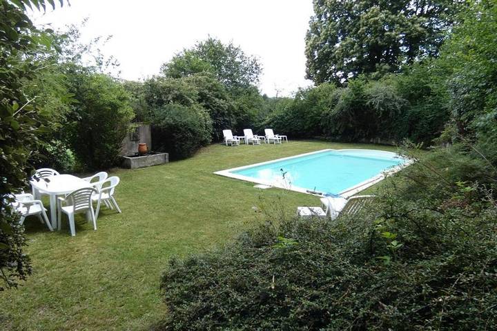 Maison de vacances pour 5 personnes, avec Terrasse ainsi que Piscine et Vue