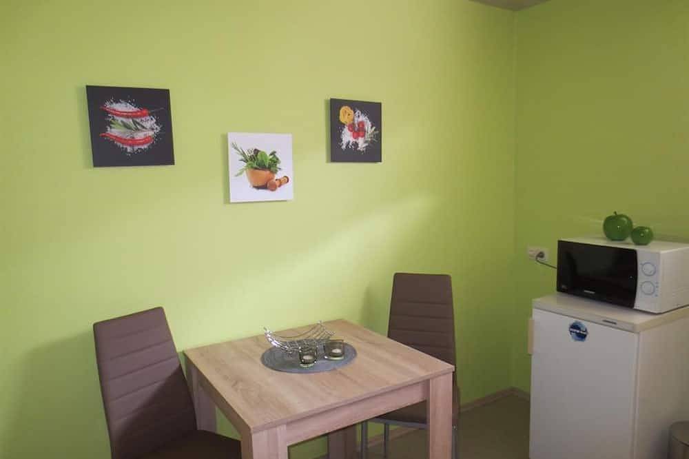 Geheel appartement, Apartment Brigitte Mergen - Appartement in Saarburg, Mosel-Saar