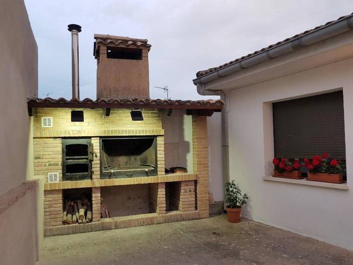Apartamento de vacaciones para 8 personas, con Balcón además de Terraza y Jardín en Navarra