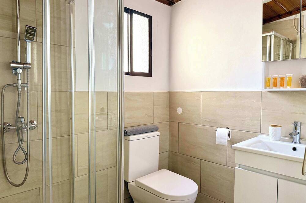 Authentic 1-Br Near Beaches, Marina & City Centre in Limassol, Chypre du Sud