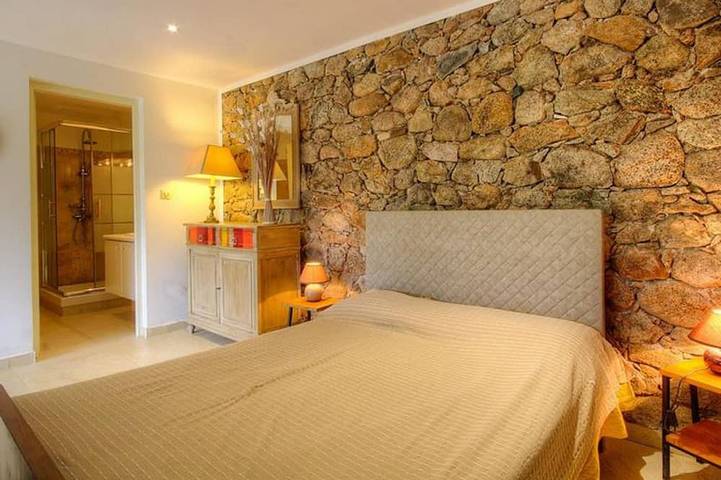 Gîte pour 2 personnes, avec jardin à Moltifao - 2