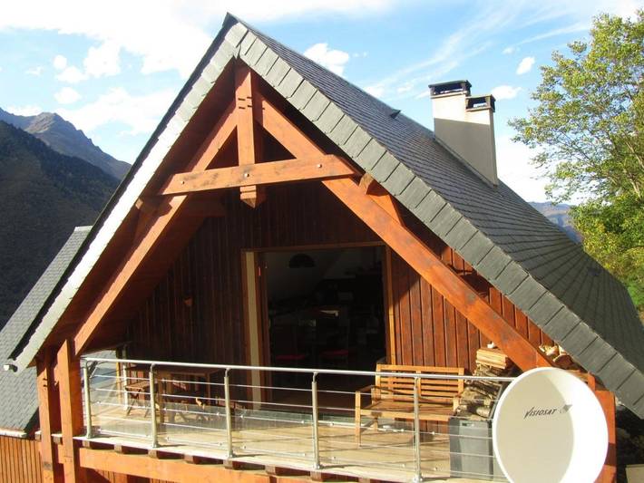 Gîte pour 6 personnes, avec jardin et vue, animaux acceptés à Camparan - 4