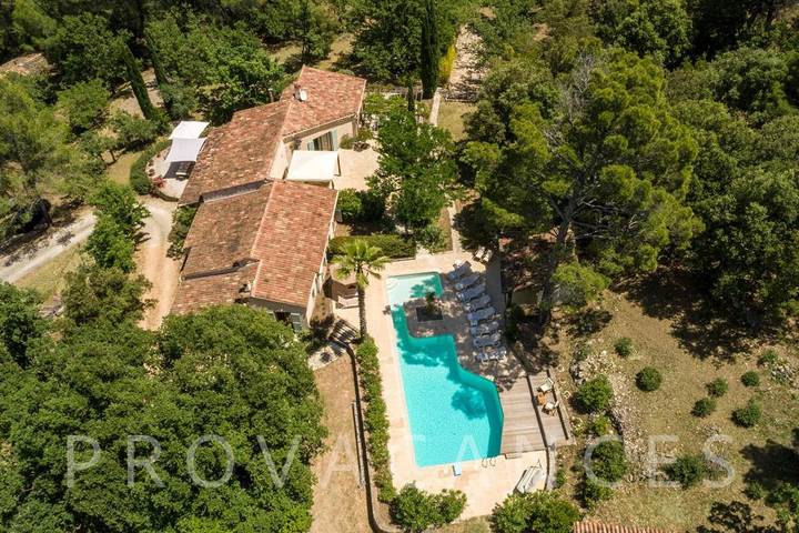 Provencal holiday home with large pool near Claviers in Claviers, Draguignan region