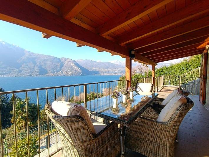 Ferienhaus für 4 Personen, mit Seeblick