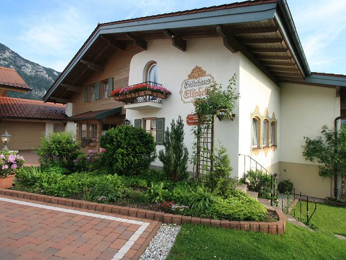 Ganze Ferienwohnung, Ferienwohnungen Elisabeth - Chiemgau Karte - Ferienwohnung Kienberg, 2 Personen, großer Balkonanteil nach Süden, 55 qm in Inzell, Bayerische Alpen