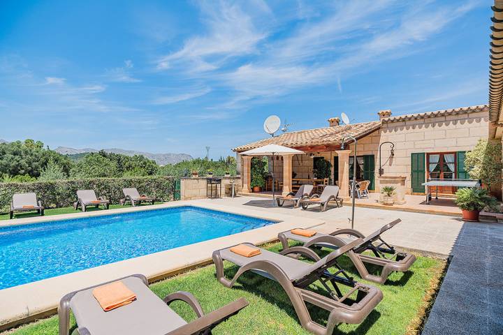 Villa for 8 people, with terrace and garden - 1