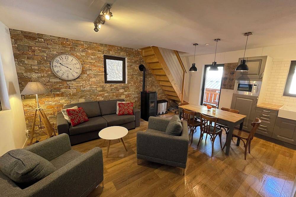 Village house in Colmars, Castellane region