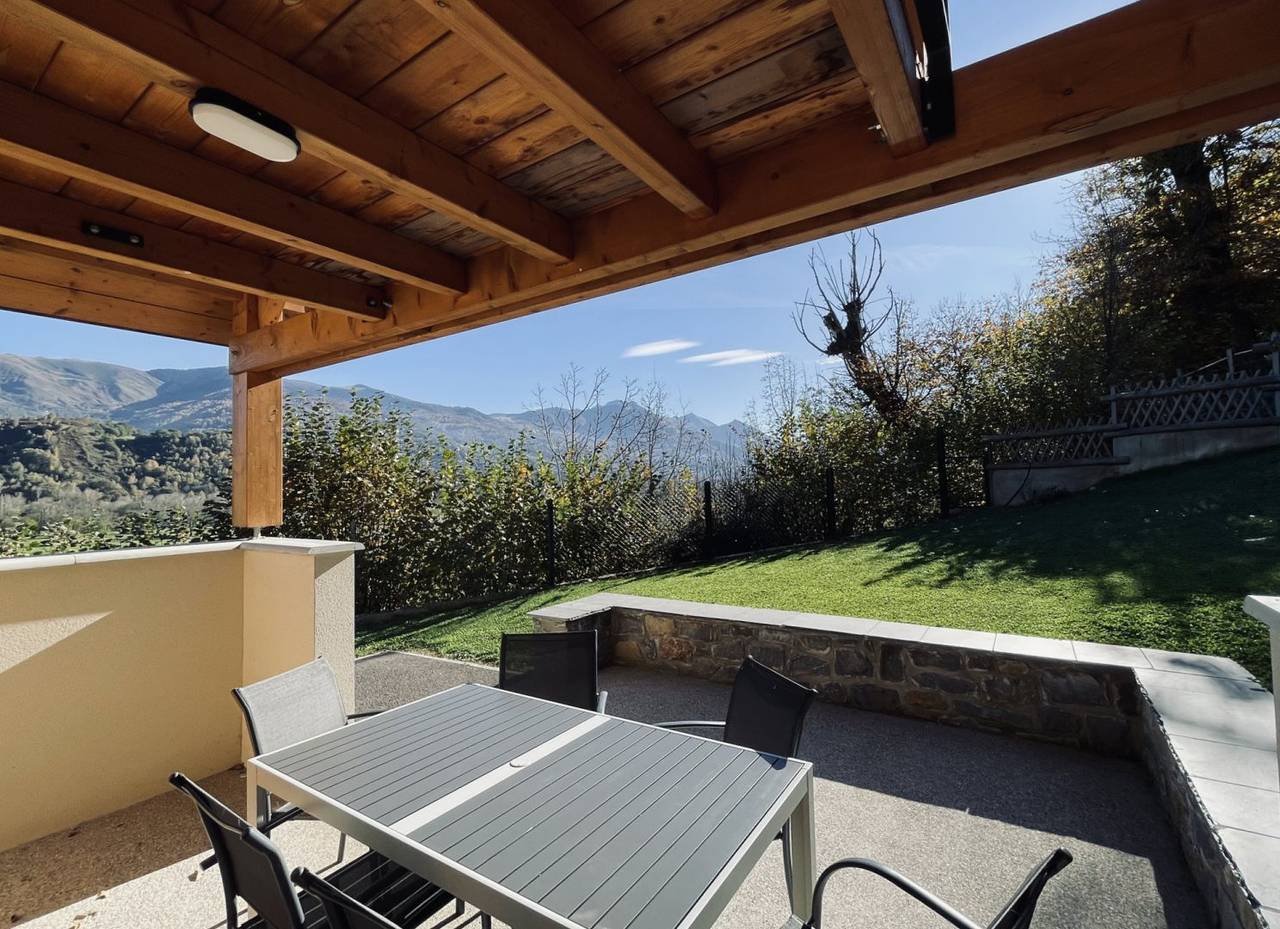 Gite Cabaliros - Les Chalets du Balandrau in Ayzac-Ost, Pyrénées
